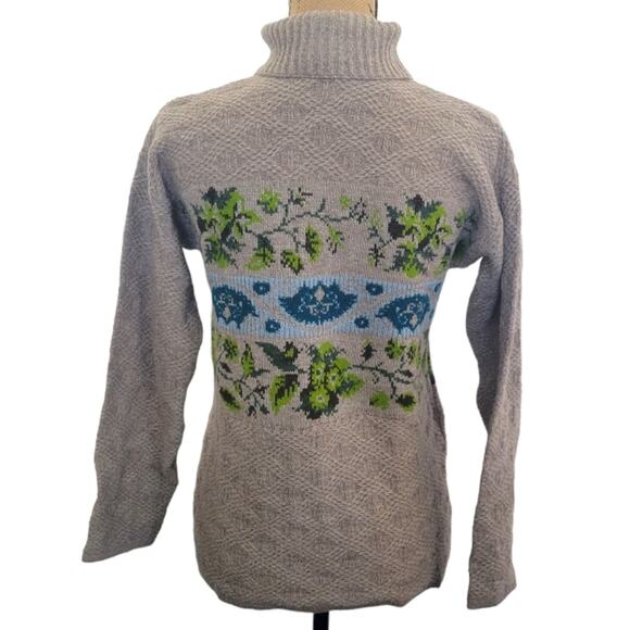 XS Oilily turtleneck sweater, gray with blue and green floral print - Picture 2 of 5